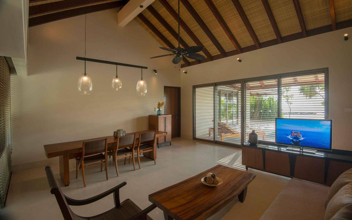 The-Residence-Maldives-Sunrise-Two-Bedroom-Beach-Pool-Villa-Dhigurah-2