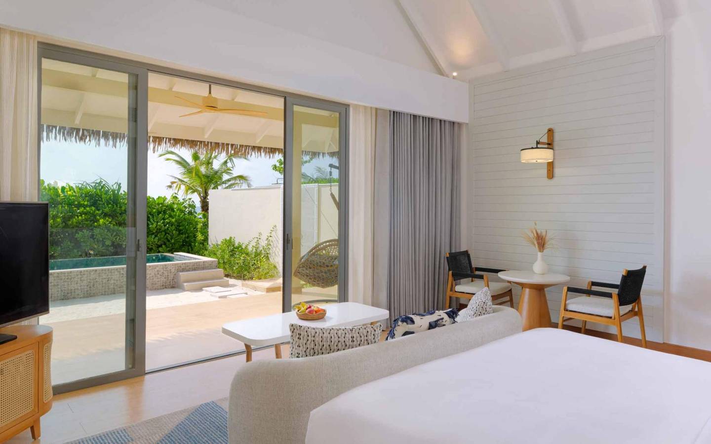 dusitd2-feydhoo-maldives-Beach-Pool-Villa-ausblick