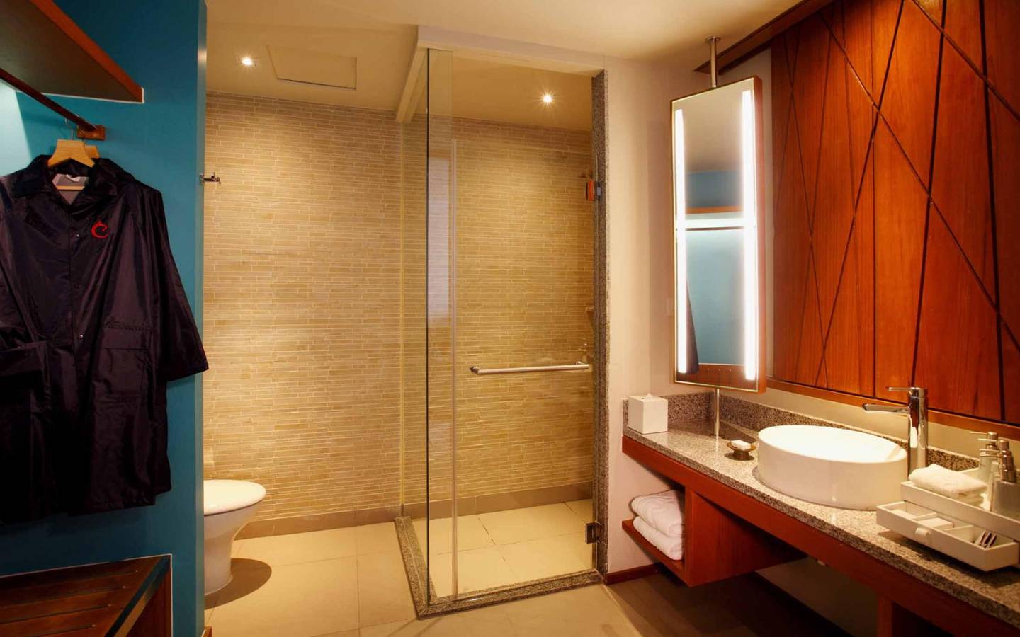 Centara Ras Fushi Deluxe Water Villa 3