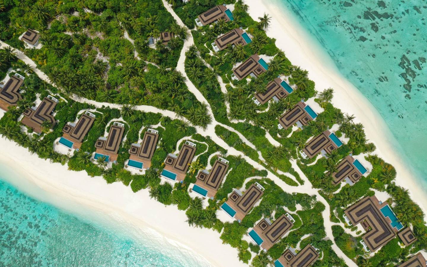 Pullman_Maldives_Maamutaa_Beach_Villa_1