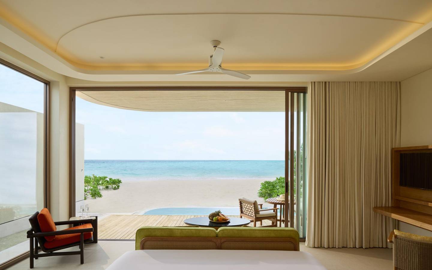 Centara-Grand-Lagoon-One-Bedroom-Sunrise-Beach-Pool-Villa-2