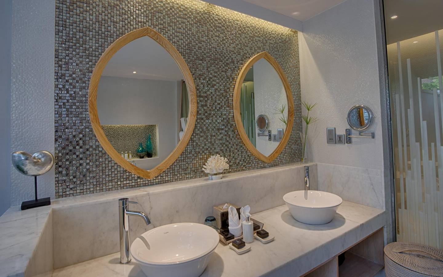 Beach Suite, Lily Beach Resort & SPA_7