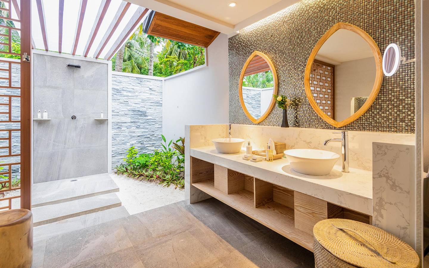 Beach Suite mit Jacuzzi, Lily Beach Resort & Spa_6