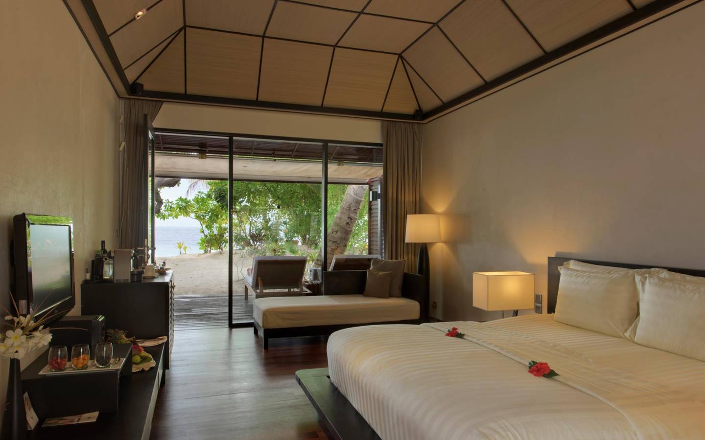 Family Beach Villa, Lily Beach Resort & SPA