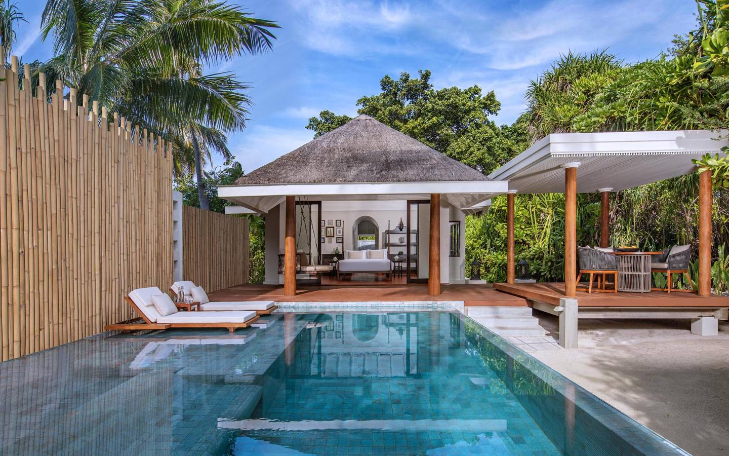 Anantara Kihavah Beach Pool Villas  Daylight Exterior