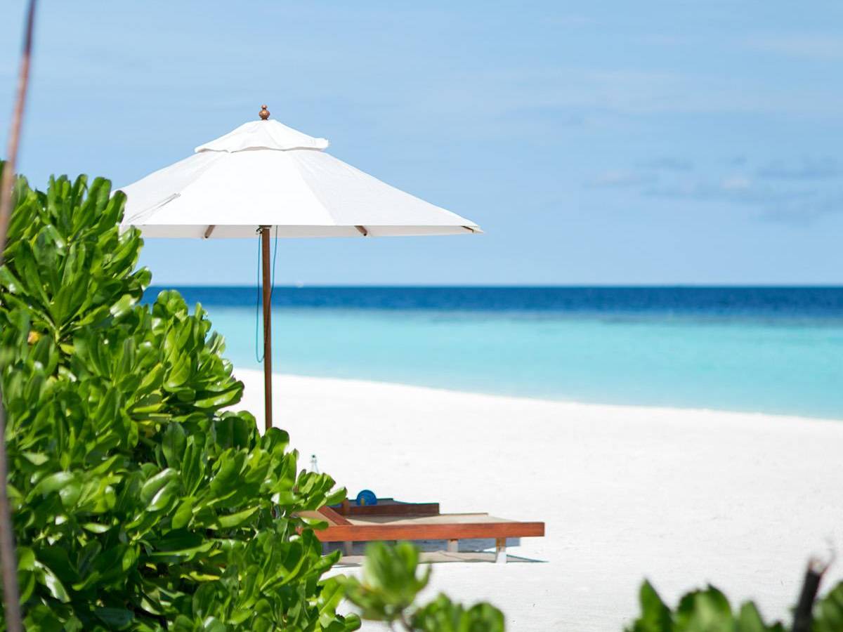 Anantara Kihavah - Beach Pool Villa Strandzugang