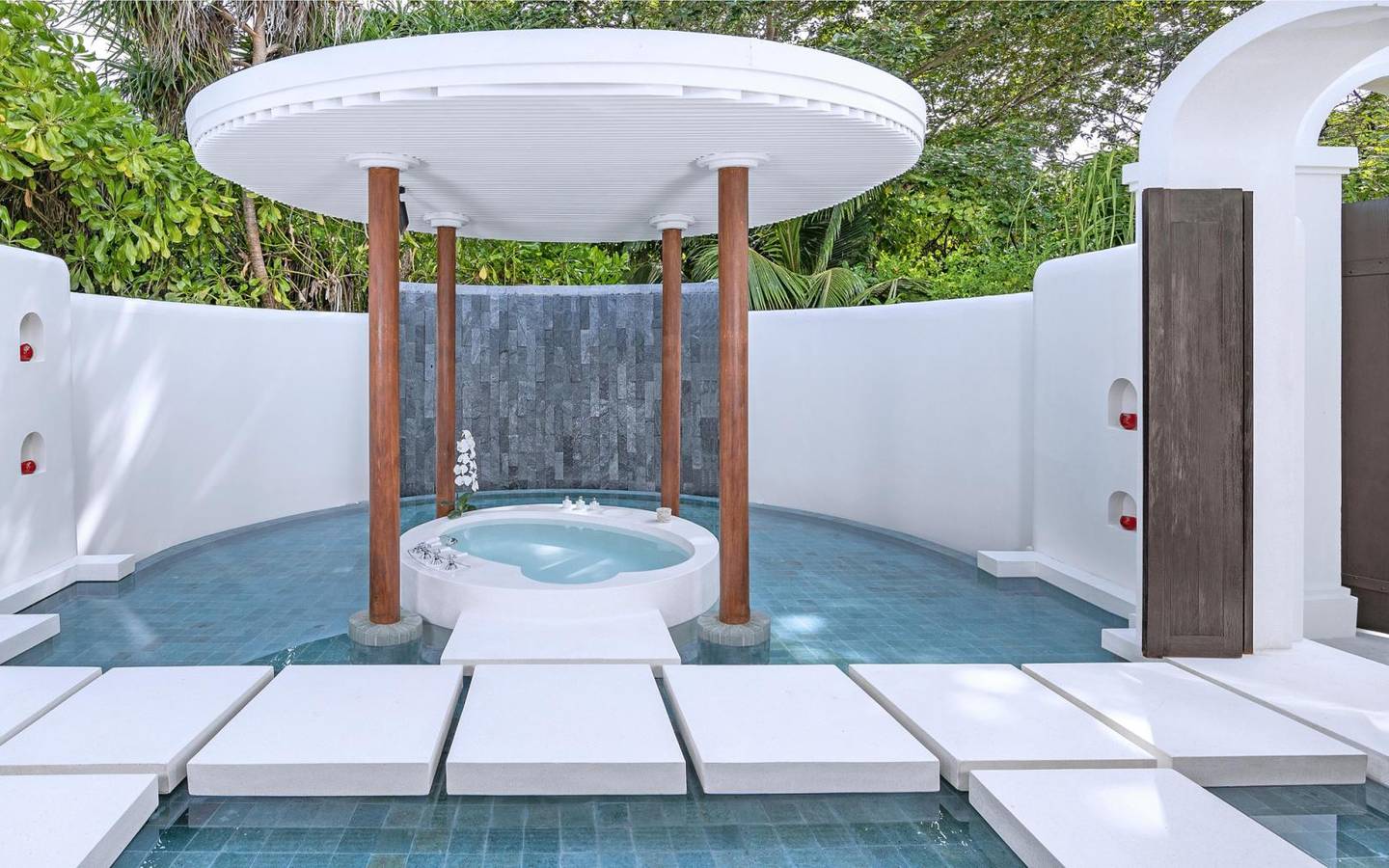 Anantara Kihavah Beach Pool Villas Badezimmer_2