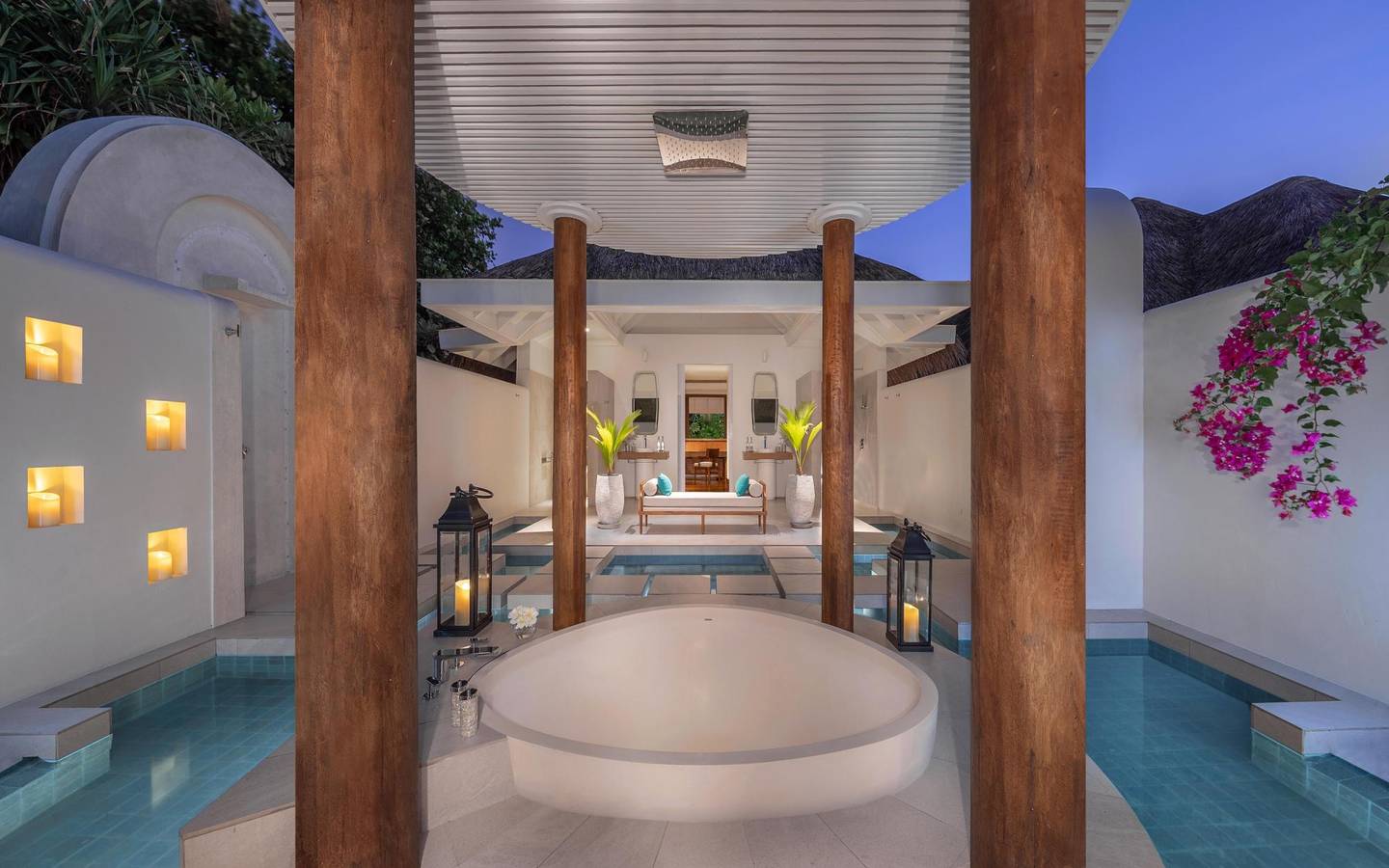 Anantara Kihavah - Two Bedroom Beach Pool Residence Badezimmer