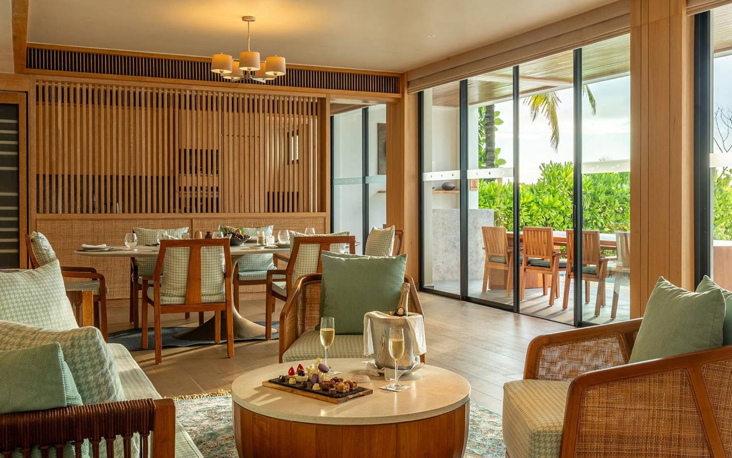 Kuda_Villingili_Maldives_Three_Bedroom_Beach_Retreat_11
