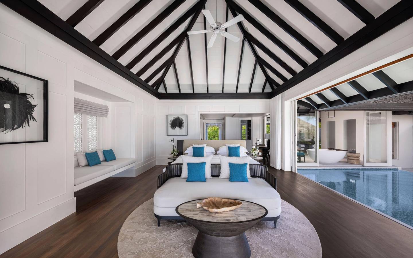 Naladhu_Private_Island_Maldives_Guest_Room_Ocean_House_with_Pool_Bedroom_by_the_Pool