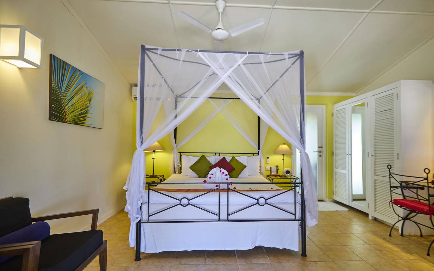 Kuredu_Resort_Premium_Strand_Bungalow_6