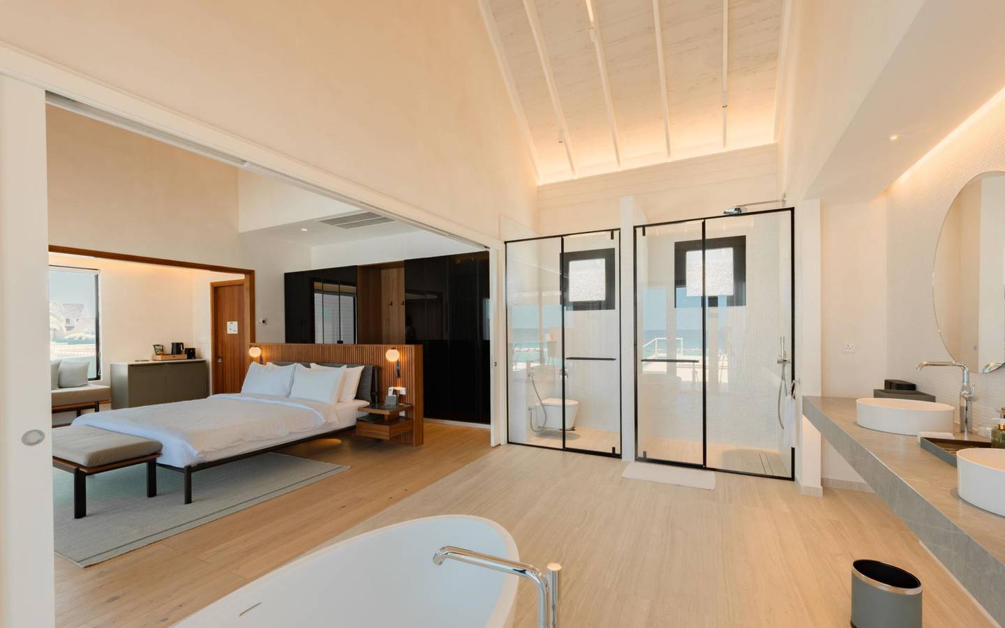 Ananea-Madivaru-Maldives-Water-Pool-Villa-Interior-3