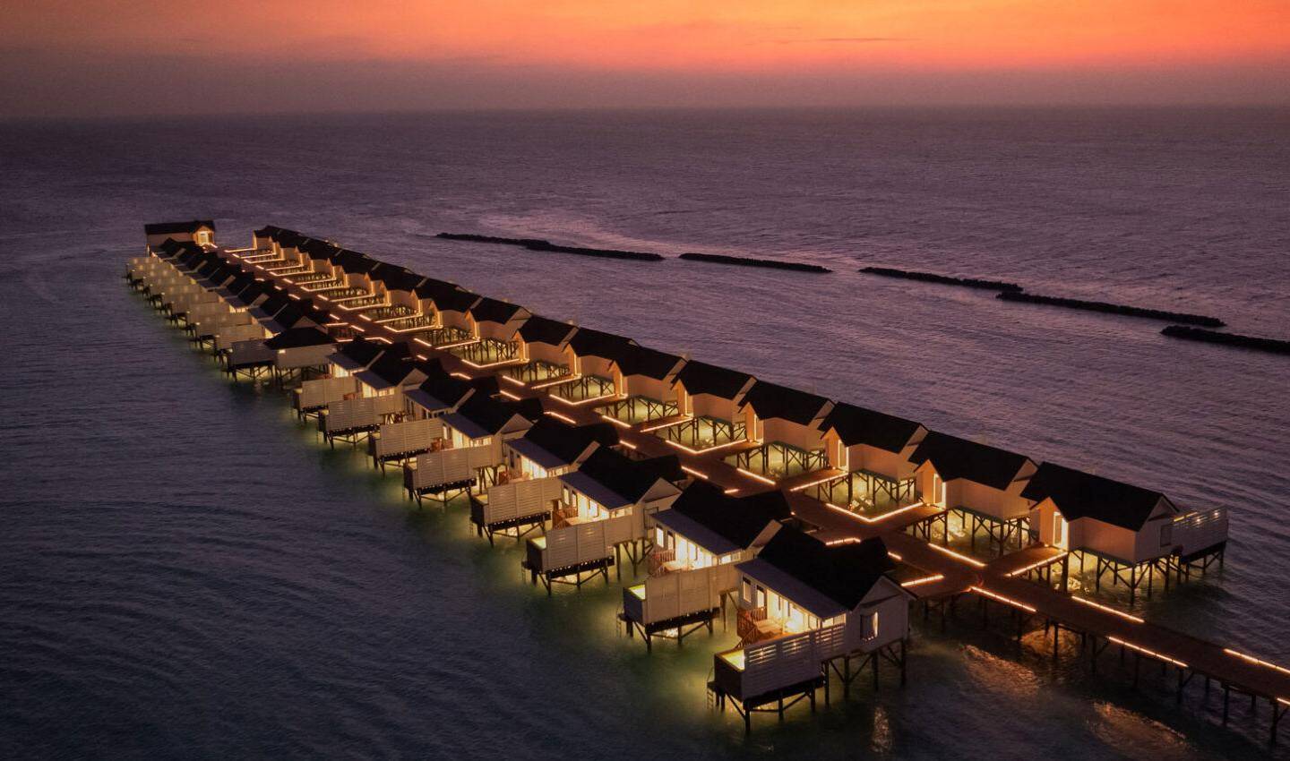 Oblu_Helengeli_Honeymoon_Water_Villas_Sunset
