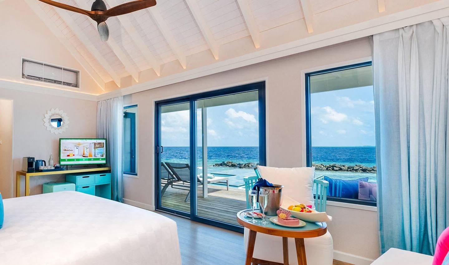 Oblu_Helengeli_Honeymoon_Water_Villa_2