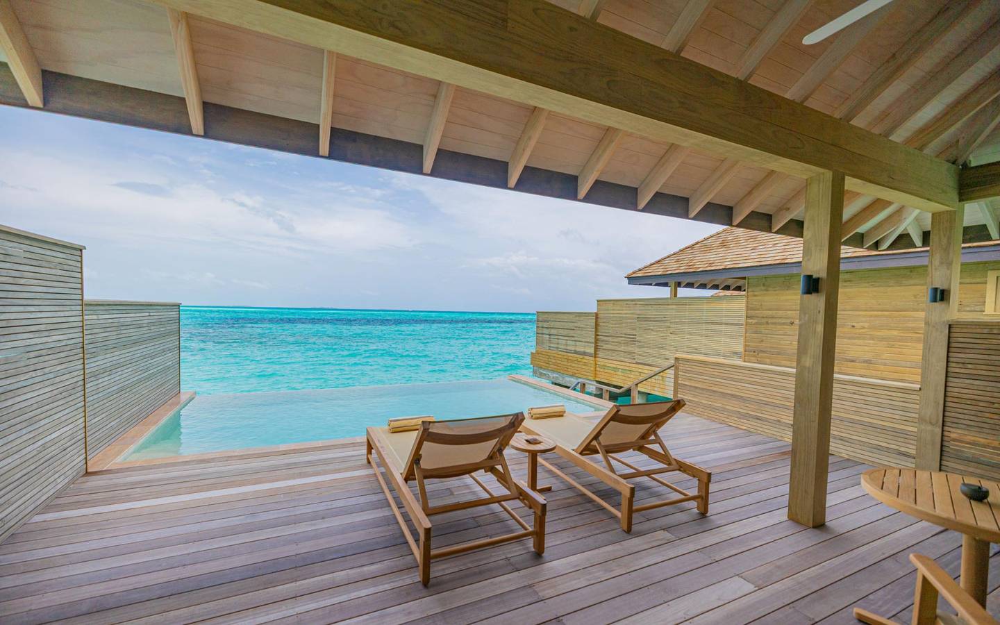 Nala_OceanPoolVillaExteriorPool&Deck_4