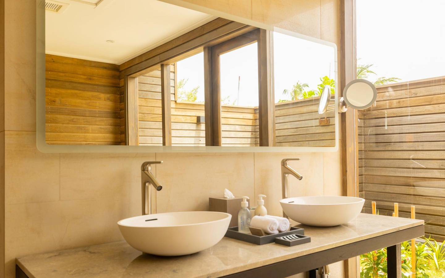 Nala_Sunset_Beach_Pool_Villa_Interieur_Bathroom_2