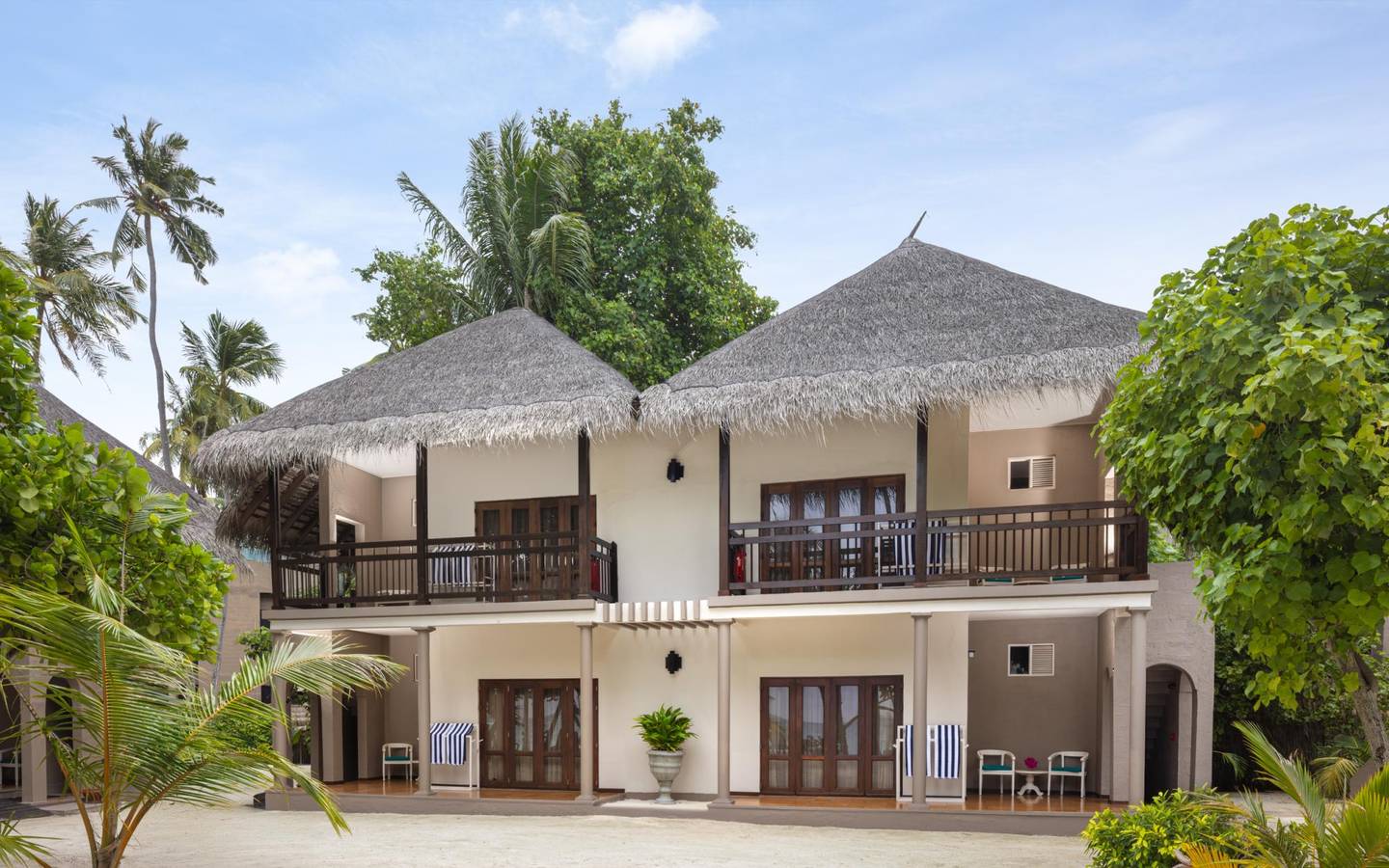 Classic Beach View Rooms- Adaaran Club Rannalhi