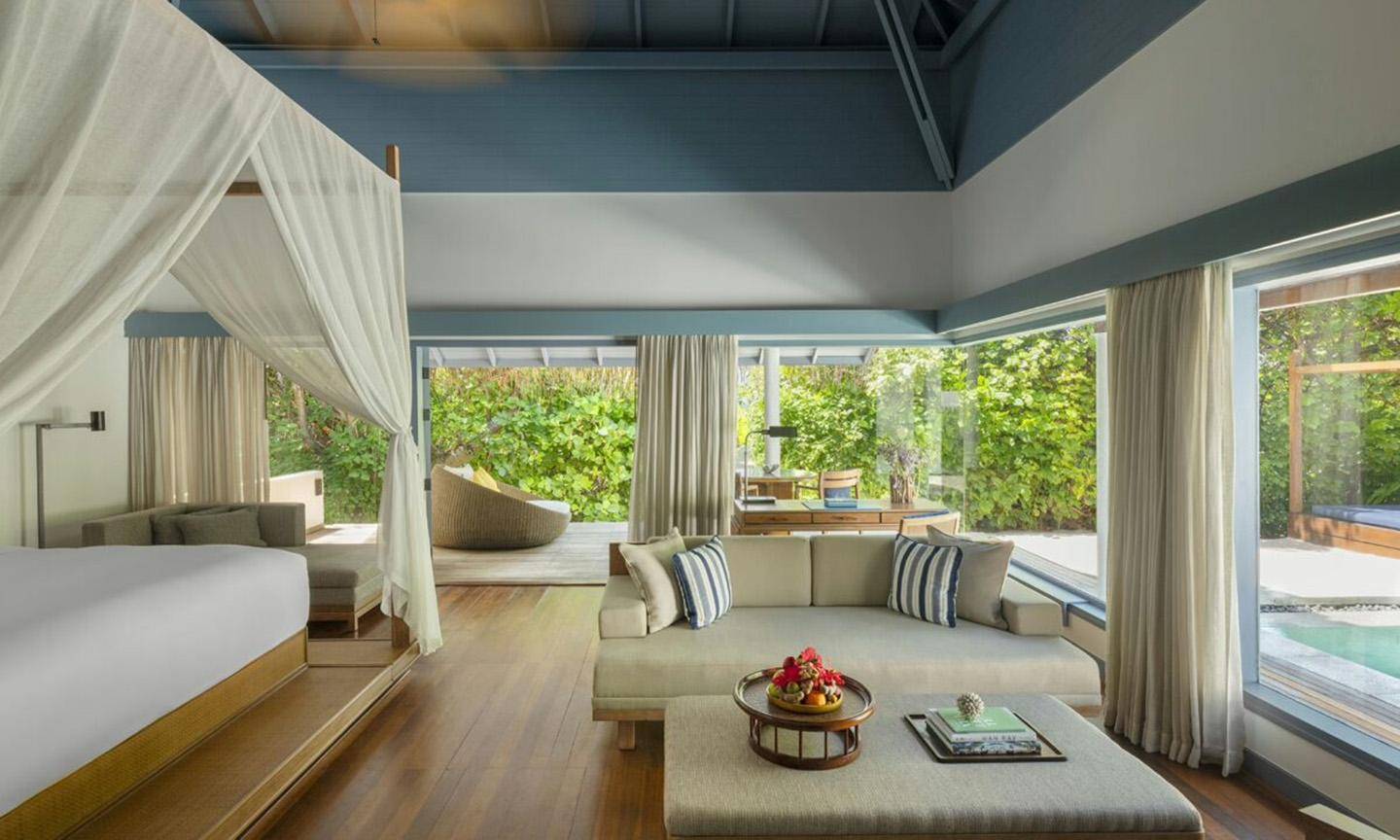 Oceanfront_Beach_Pool_Villa_2