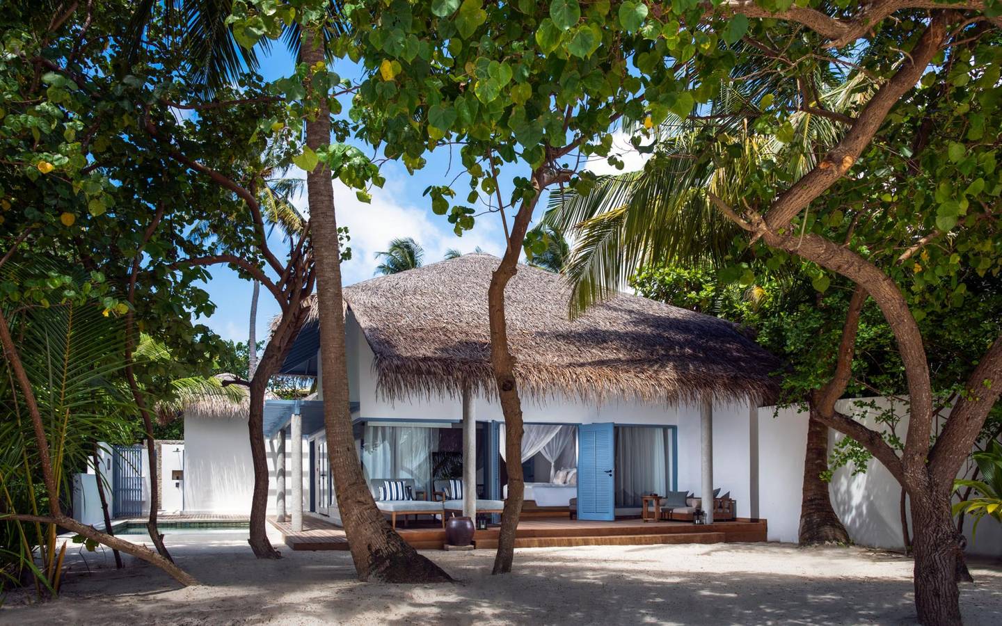 Halcyon_Private_Isles_Maldives_Sunset_Beach_Pool_Villa_3