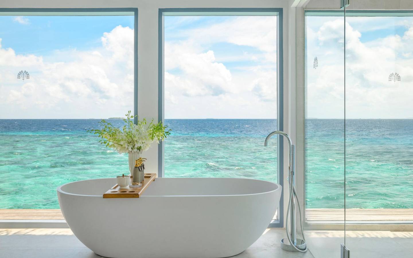 Halcyon_Private_Island_Horizon_Overwater_Reatreat_1_6