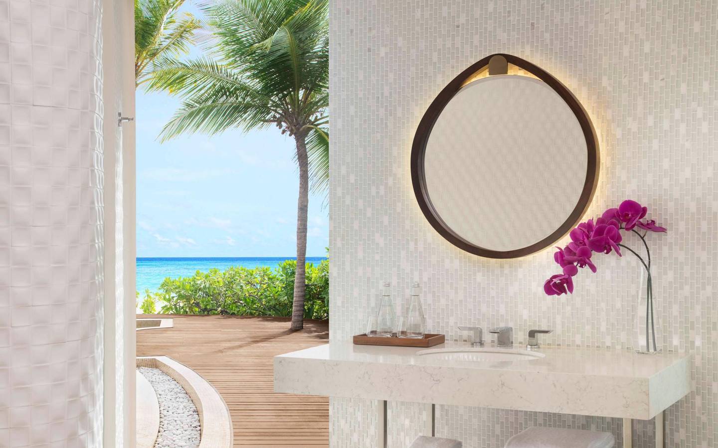 JW_Marriott_Maldives_Beach_Pool_Villa-Bathroom_2