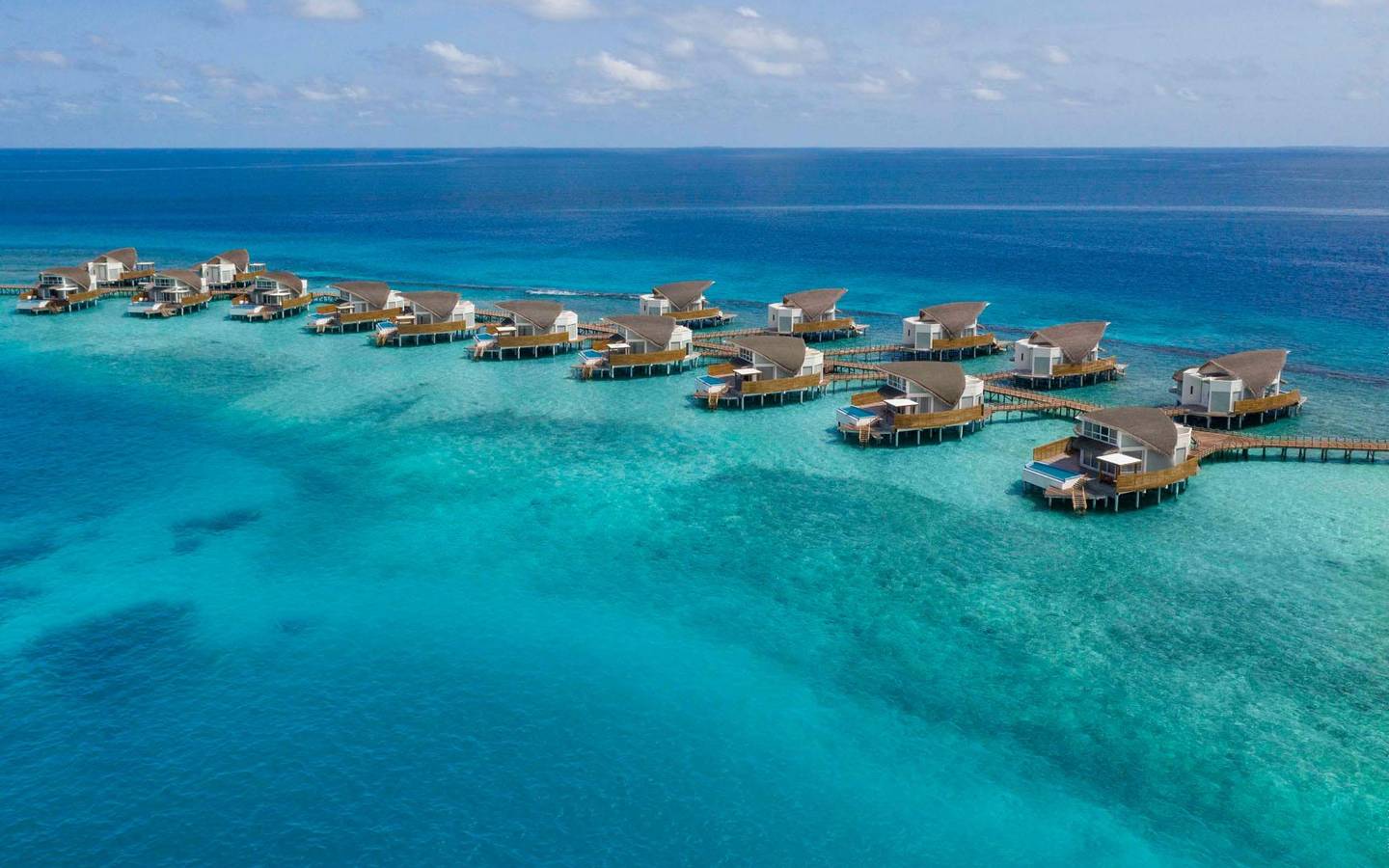 JW_Marriott_Maldives_Duplex_Overwater_Pool_Aerial_1