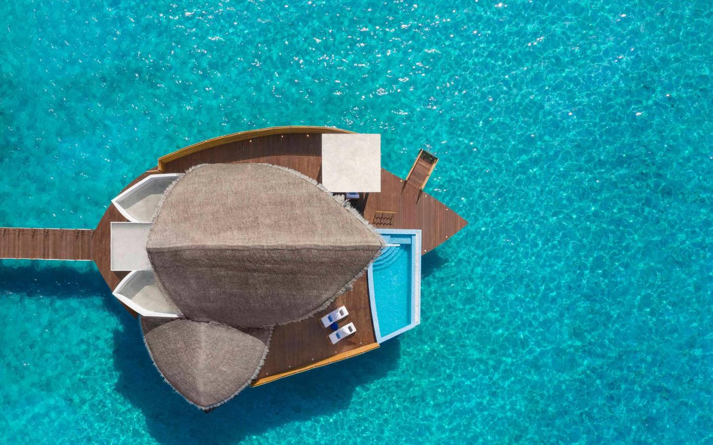 JW_Marriott_Maldives_Duplex_Overwater_Pool_Aerial_4