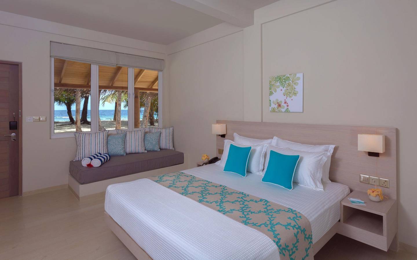 Deluxe_Room_Malahini_Kuda_Bandos_3