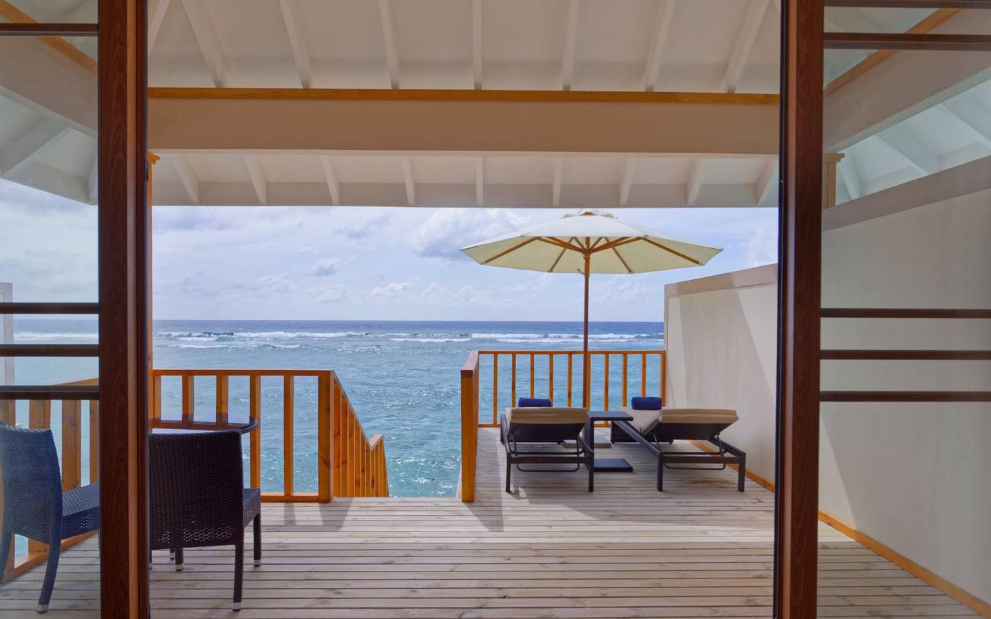 Brennia_Kottefaru_Water_Villa_2