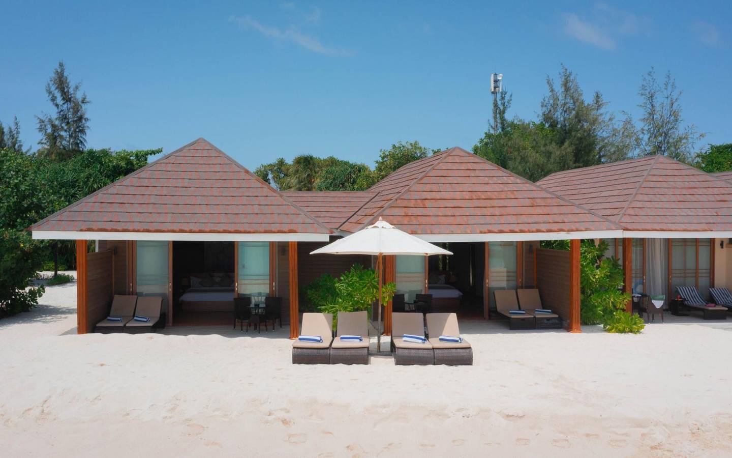 Brennia_Kottefaru_2_Bedroom_Beach_Villa_3