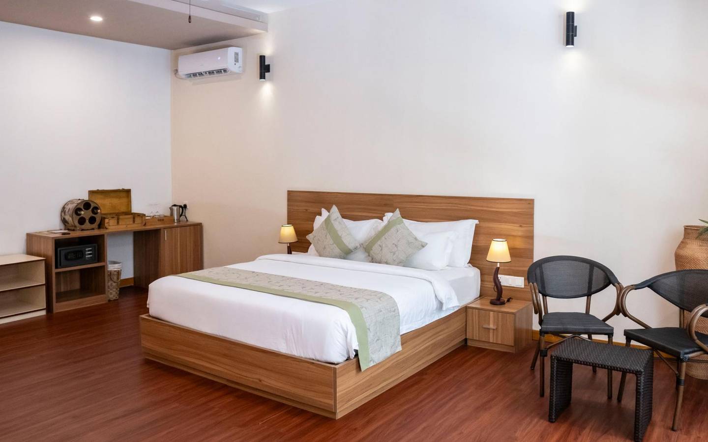 Brennia_Kottefaru_2_Bedroom_Bougain_Villa_4
