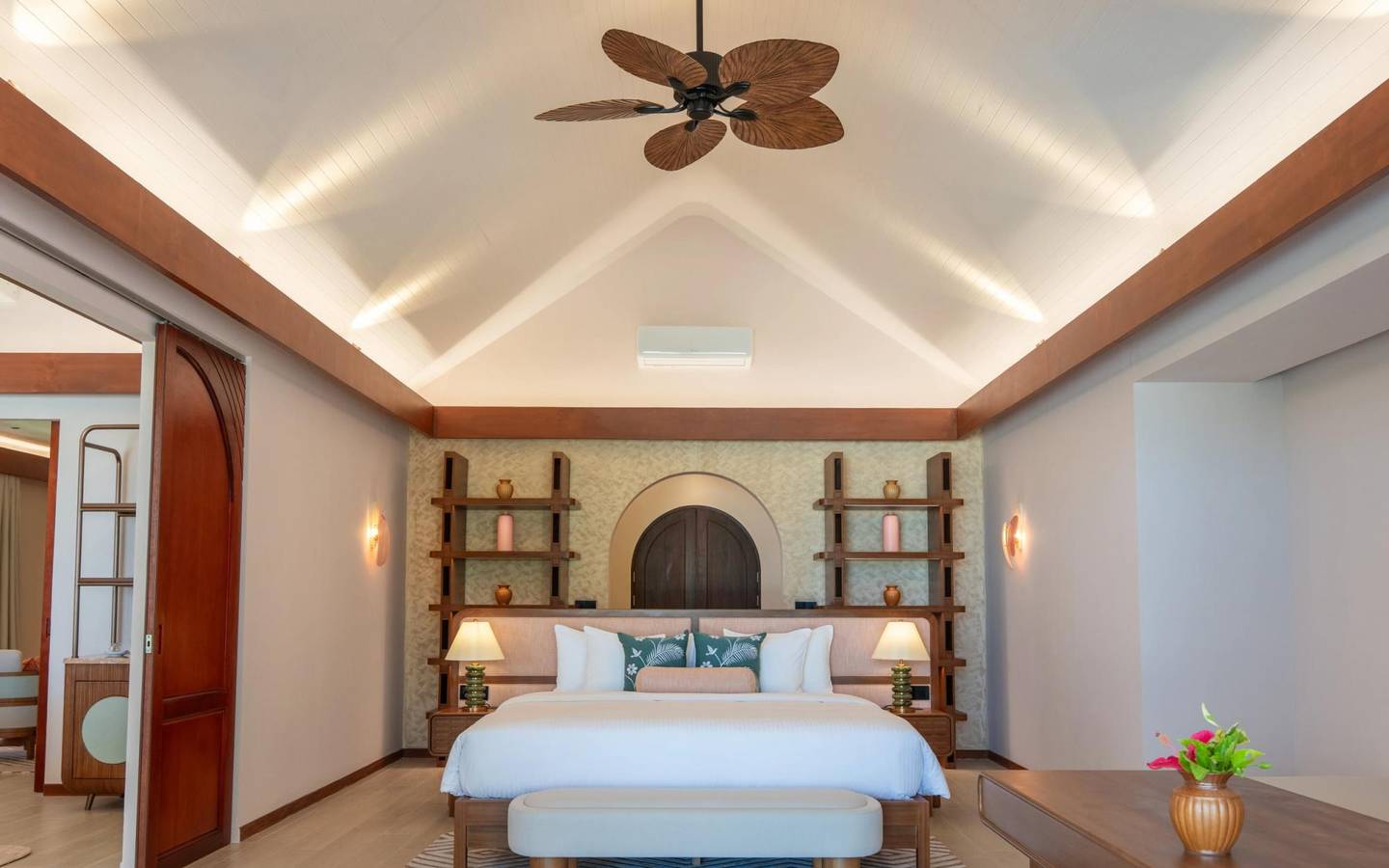 Villa_Park_Sun_Island_2_Bedroom_Beach_Pool_House_6