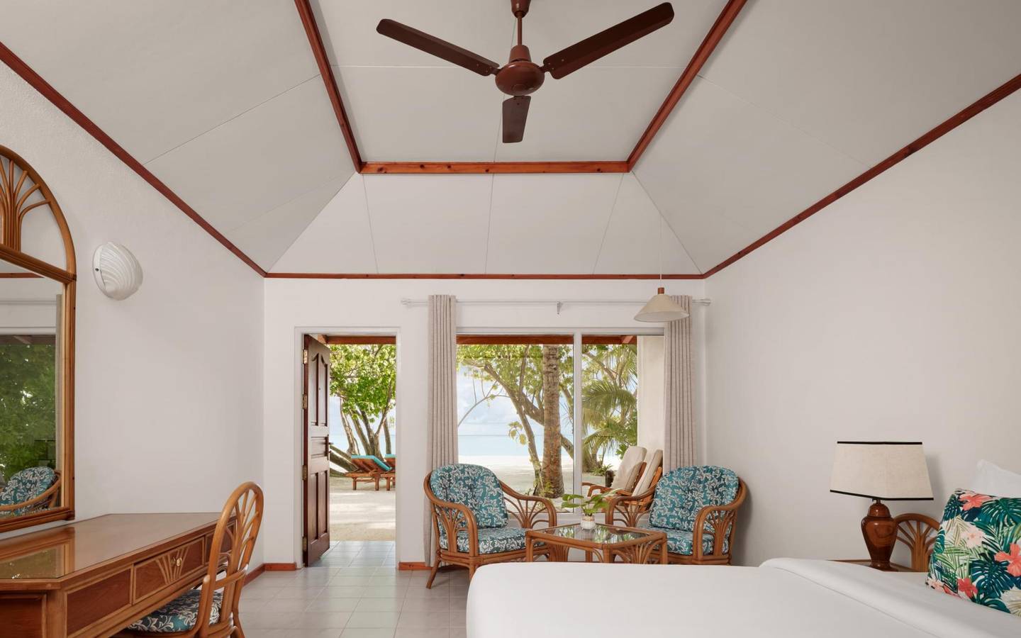 Villa_Park_Sun_Island_Beach_Villa_2
