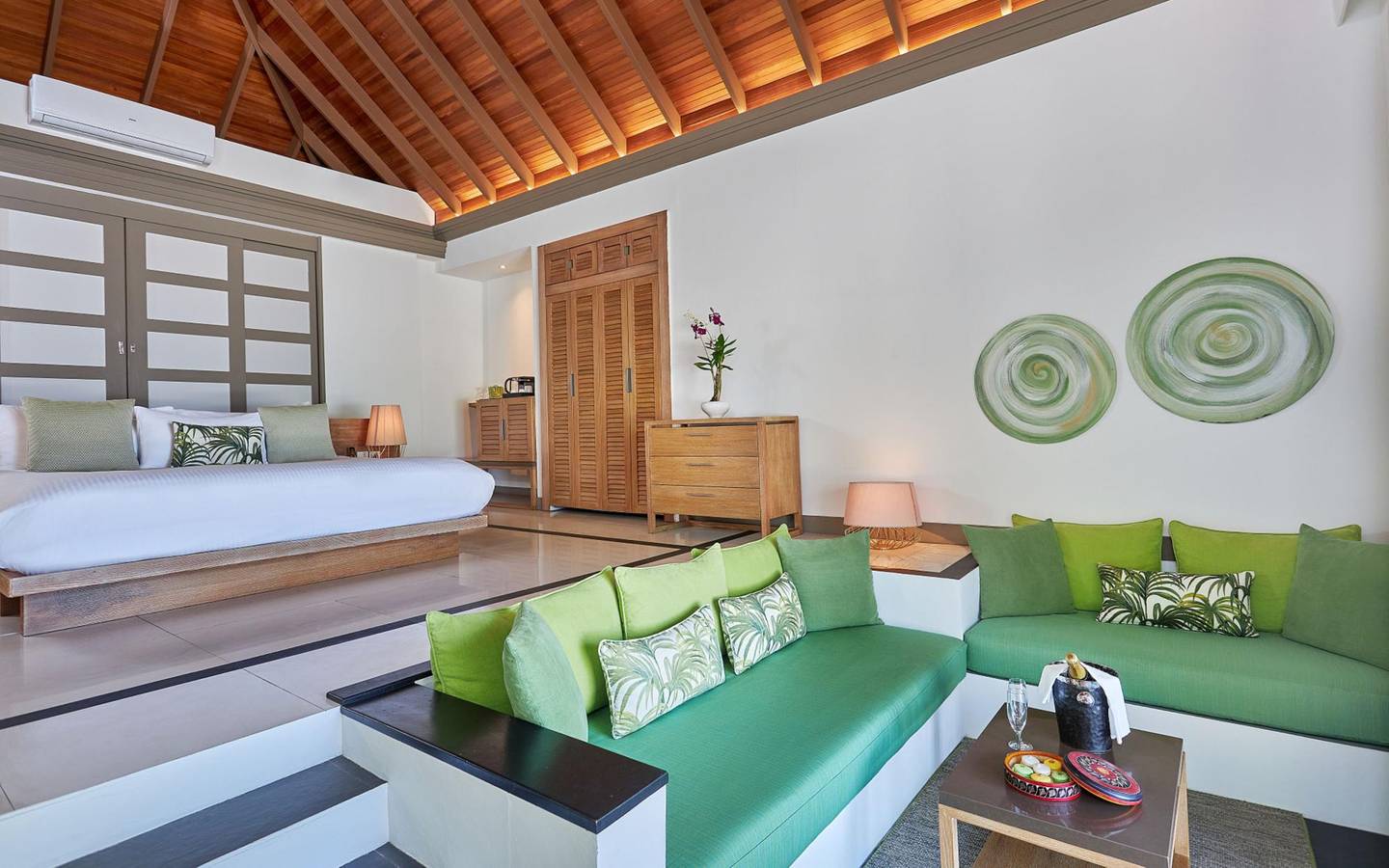 JA_Manafaru_Beach_Villa_with_Private_Pool_7