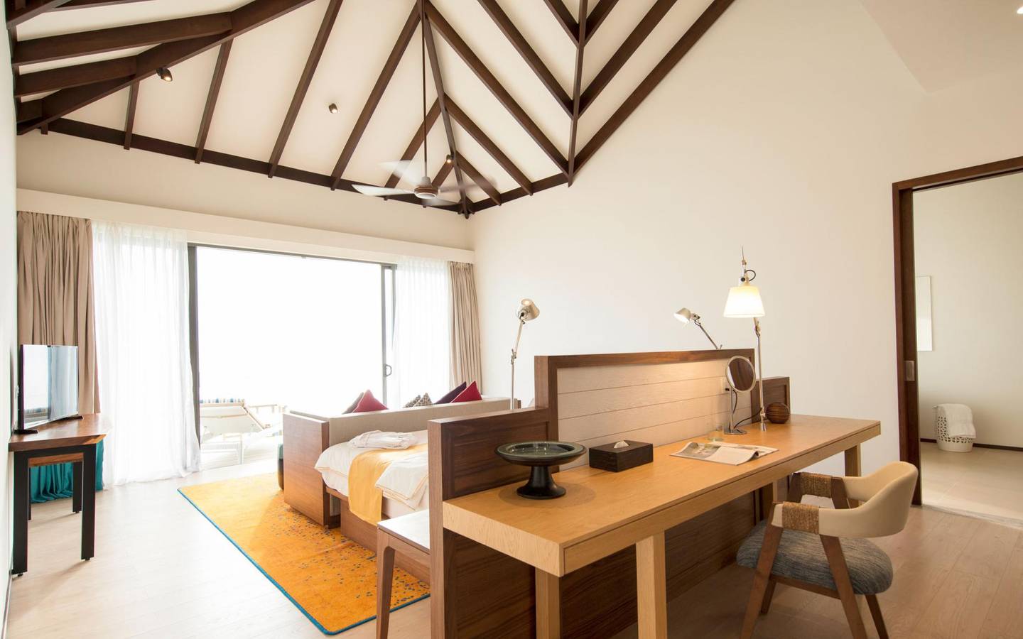 Robinson_Noonu_One_Bed_Room_Water_Villa_Sum_1_2