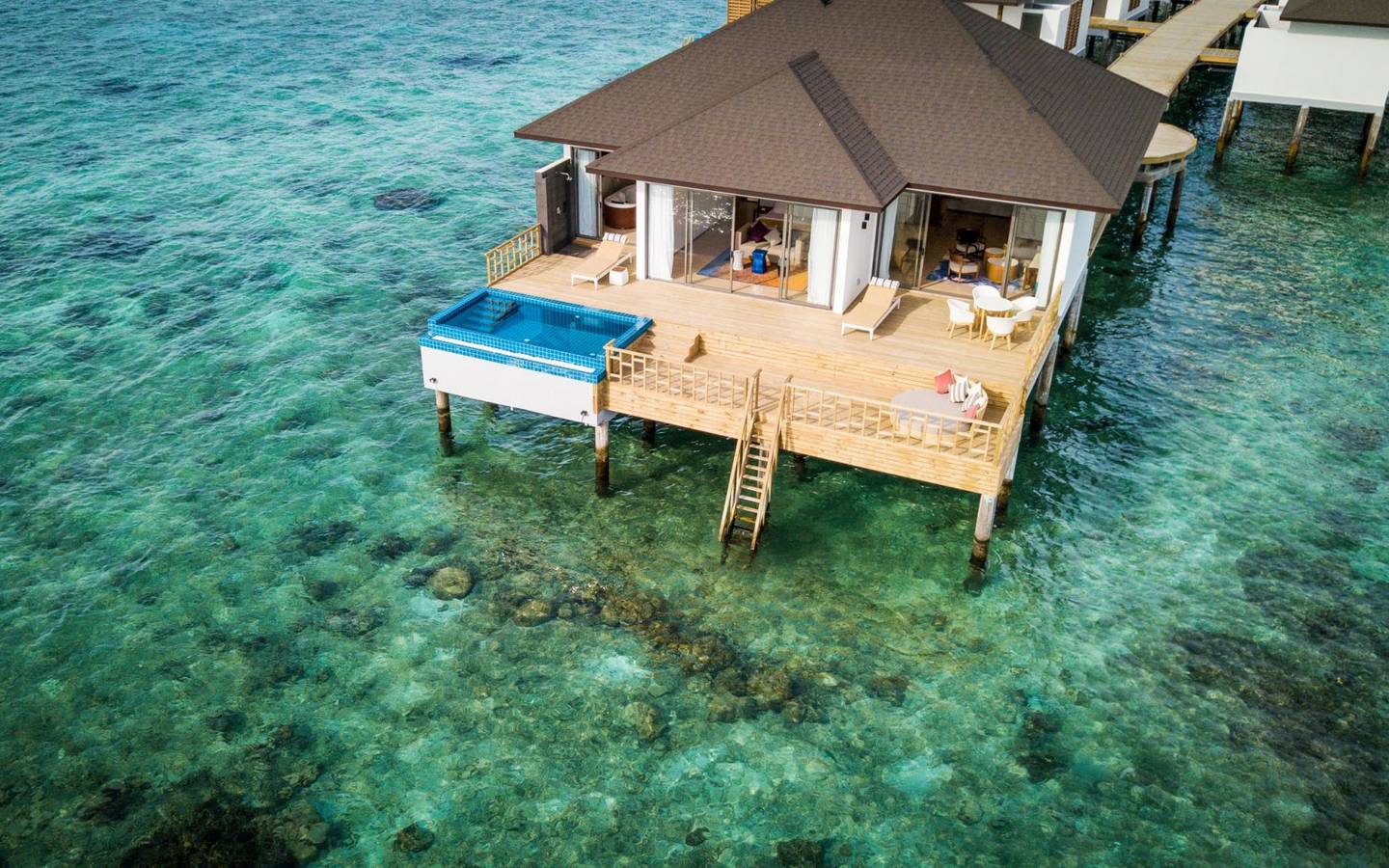 Robinson_Noonu_One_Bed_Room_Water_Villa_Sum_1_6