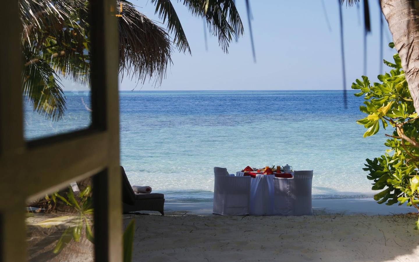 Nika_Island_Resort_Deluxe_Beach_Villa_5