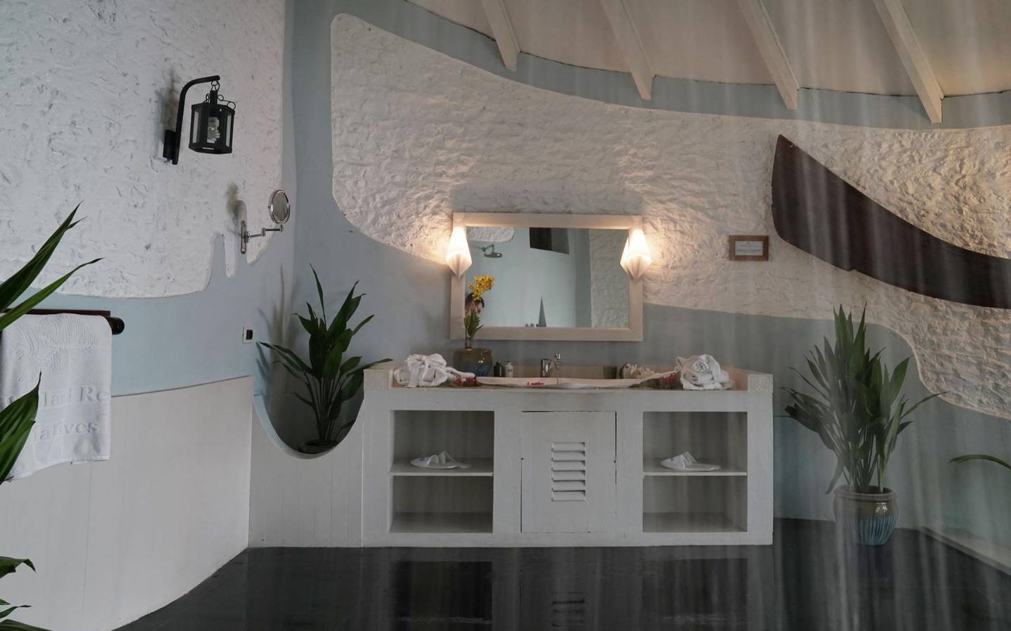 Nika_Island_Resort_Beach_Villa_1