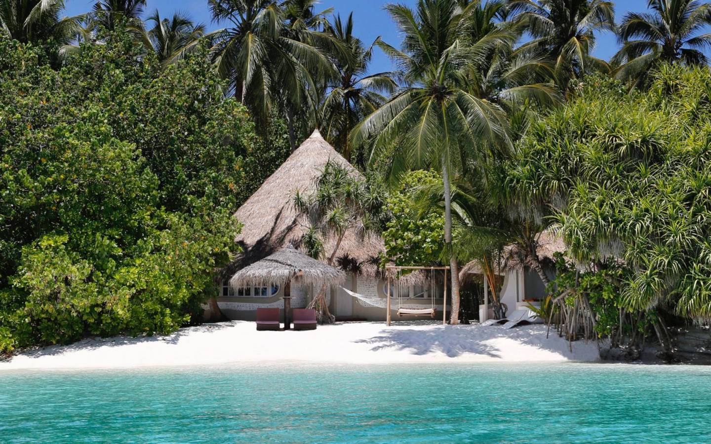 Nika_Island_Resort_Beach_Villa_6