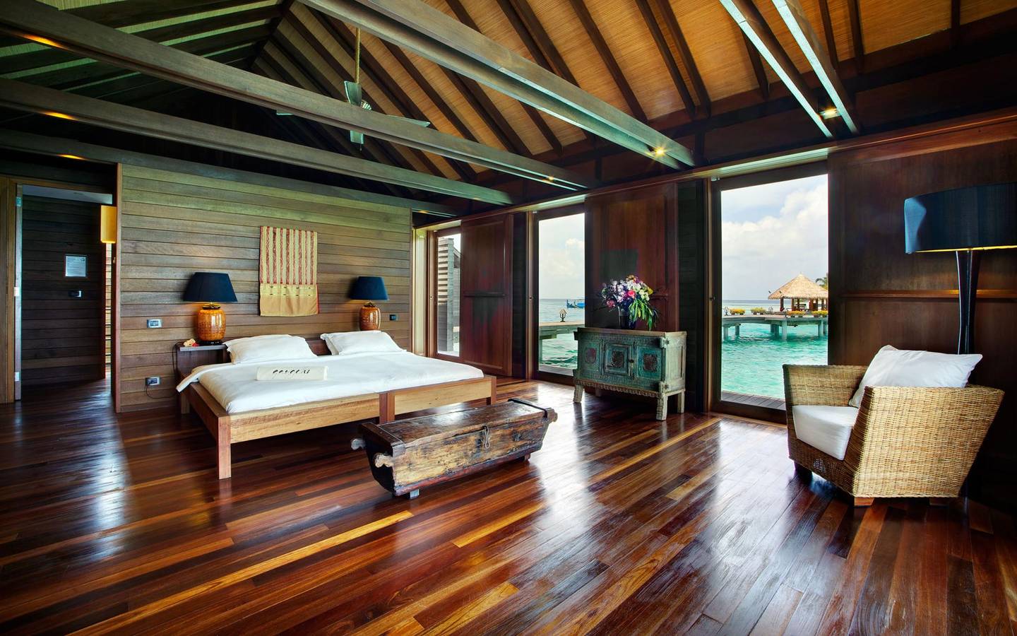 Gangehi_Island_Resort_Watervilla_Deluxe_4