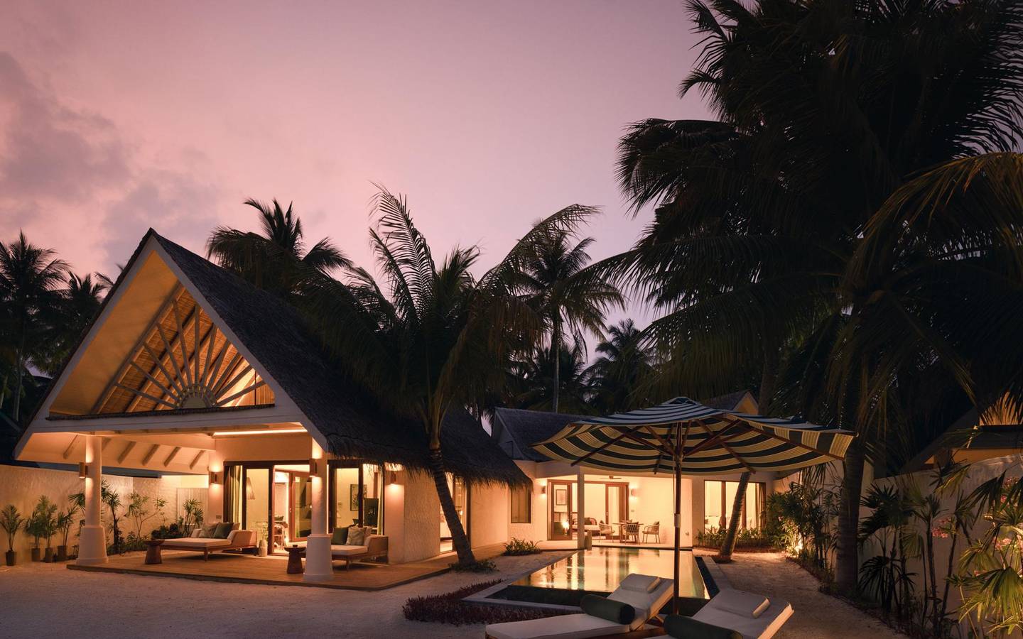 Rah_Gili_Malidves_Family_Beach_Pool_Villa_4