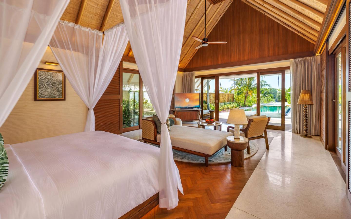 Rah_Gili_Beach_Pool_Villa_4