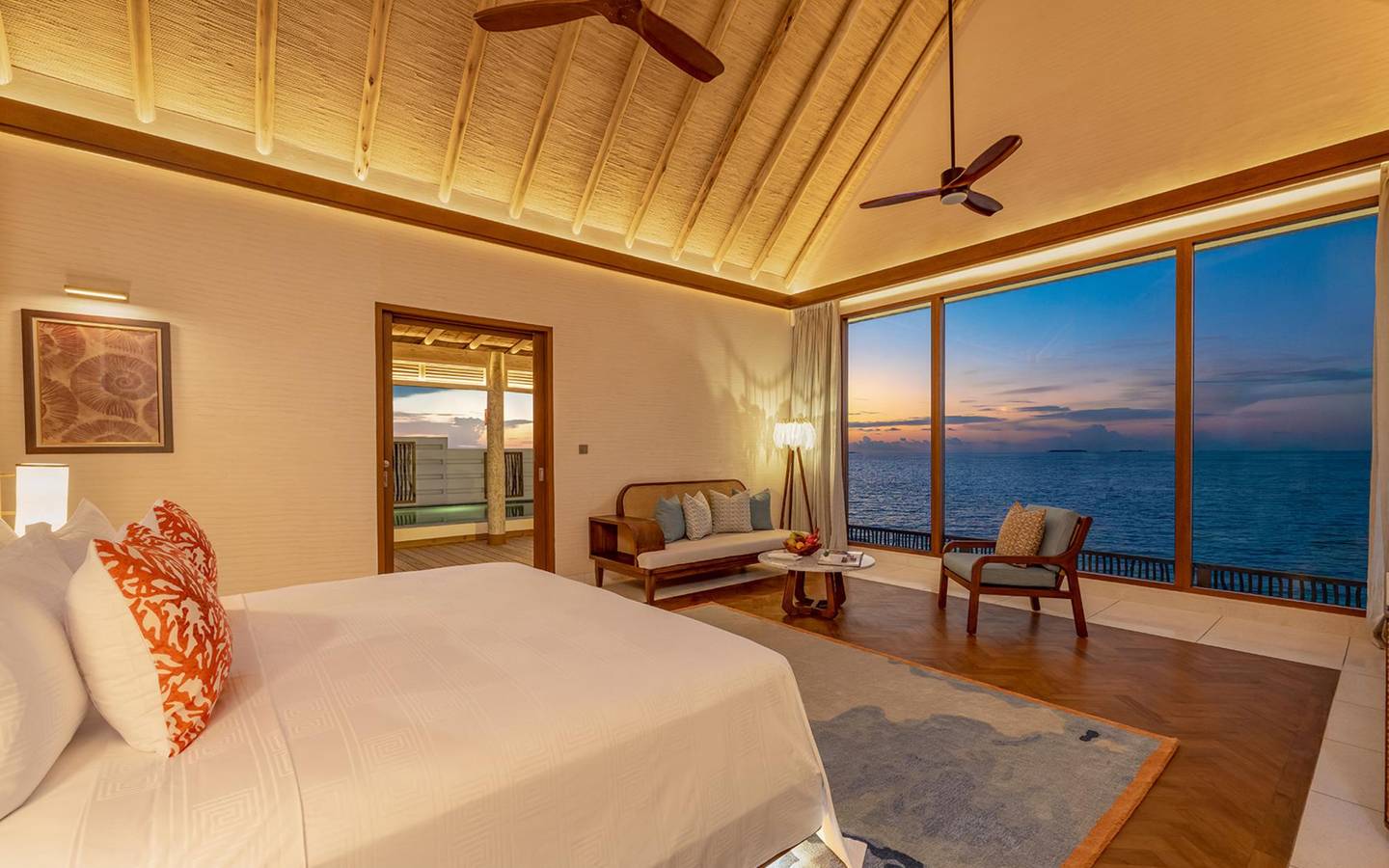 Rah_Gili_Maldives_Water_Pool_Villa_With_Slide_4