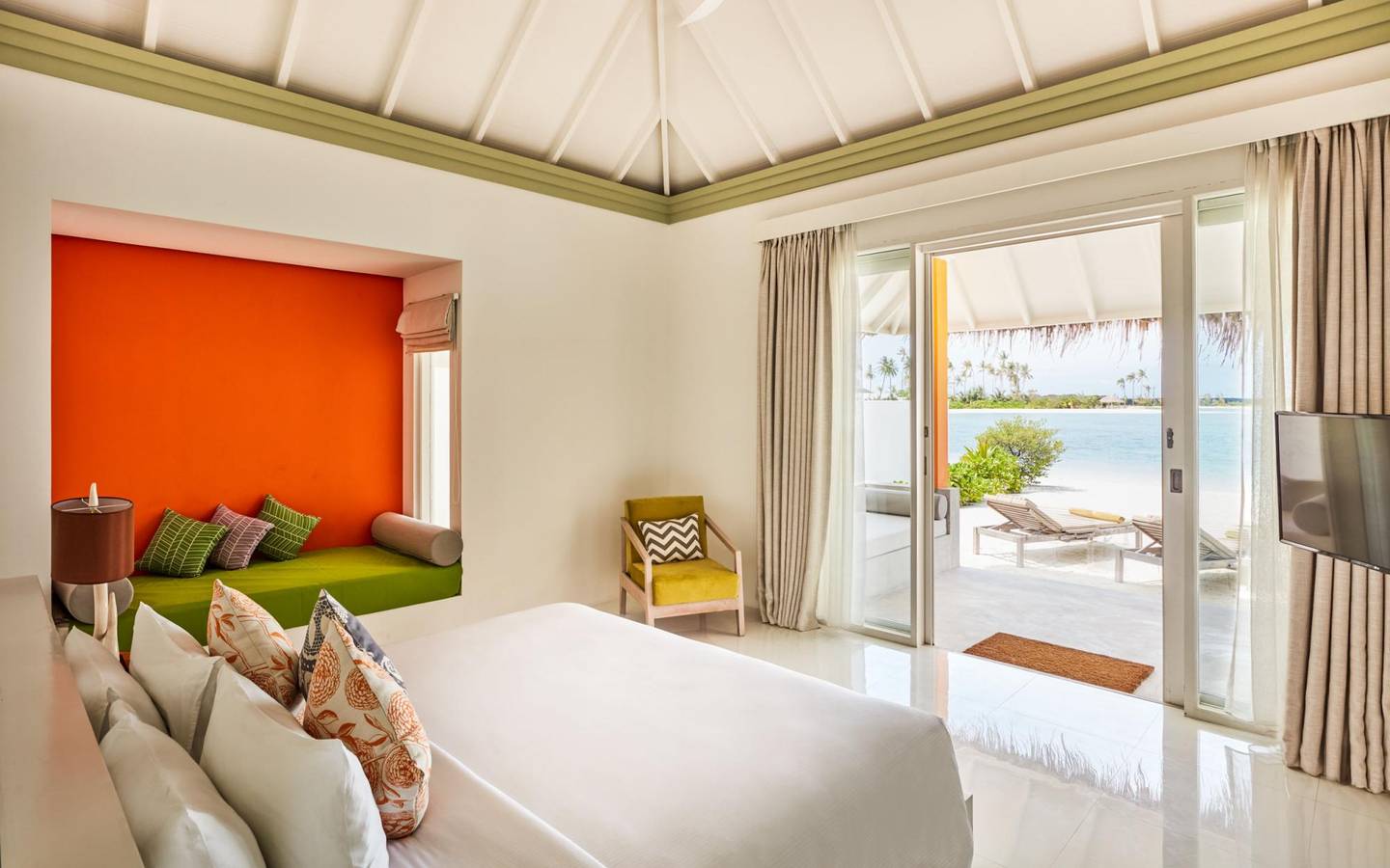 Sun_Siyam_Olhuveli_Malediven_Grand_Beach_schlafen
