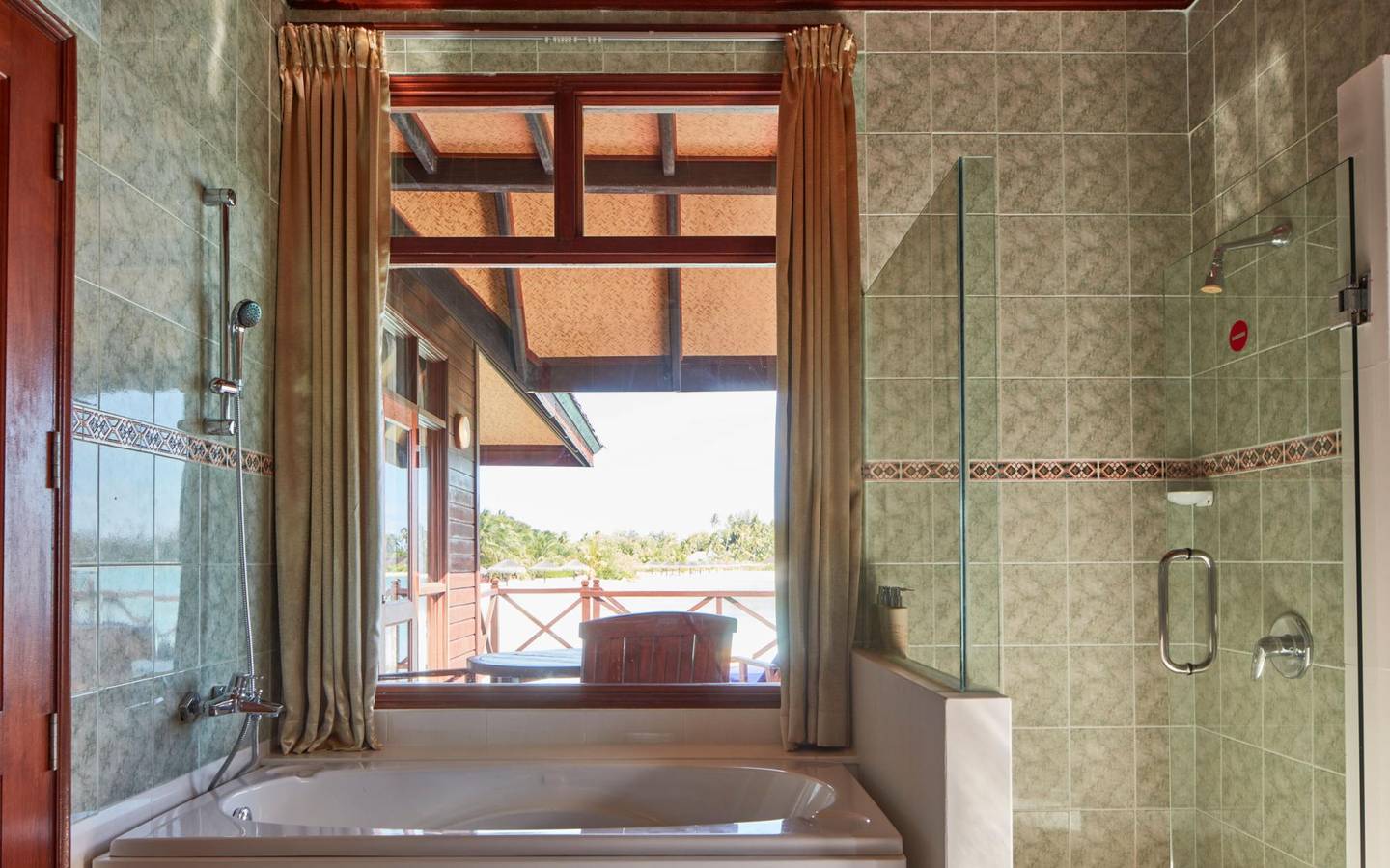 Sun_Siyam_Olhuveli_Water_Villa_Main_Island_Wohnen_2