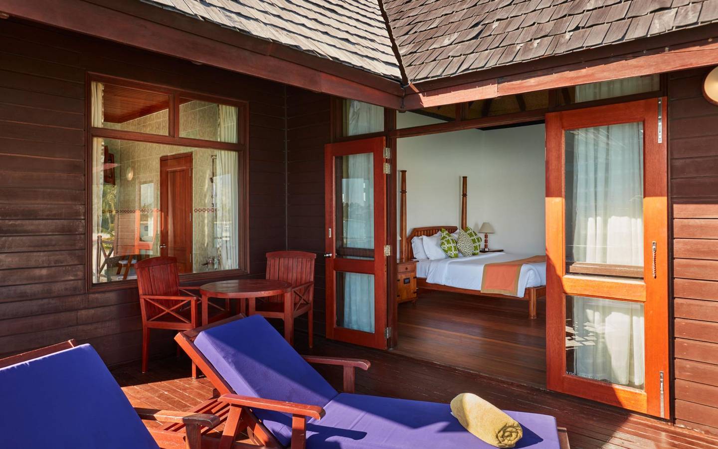 Sun_Siyam_Olhuveli_Water_Villa_Main_Island_Terrasse_1