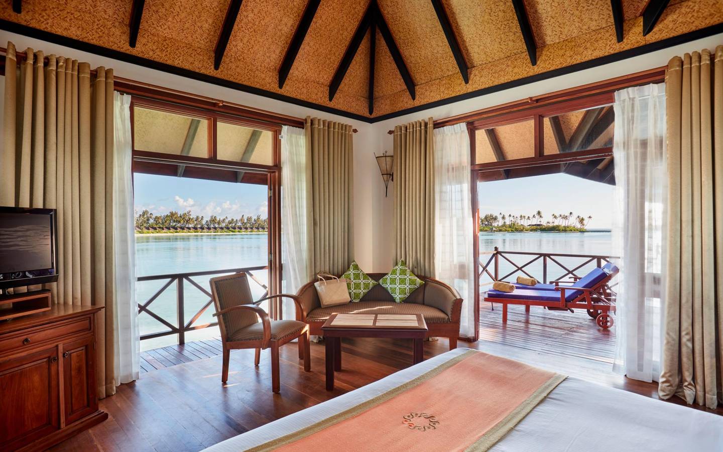 Sun_Siyam_Olhuveli_Water_Villa_Main_Island_Wohnen3