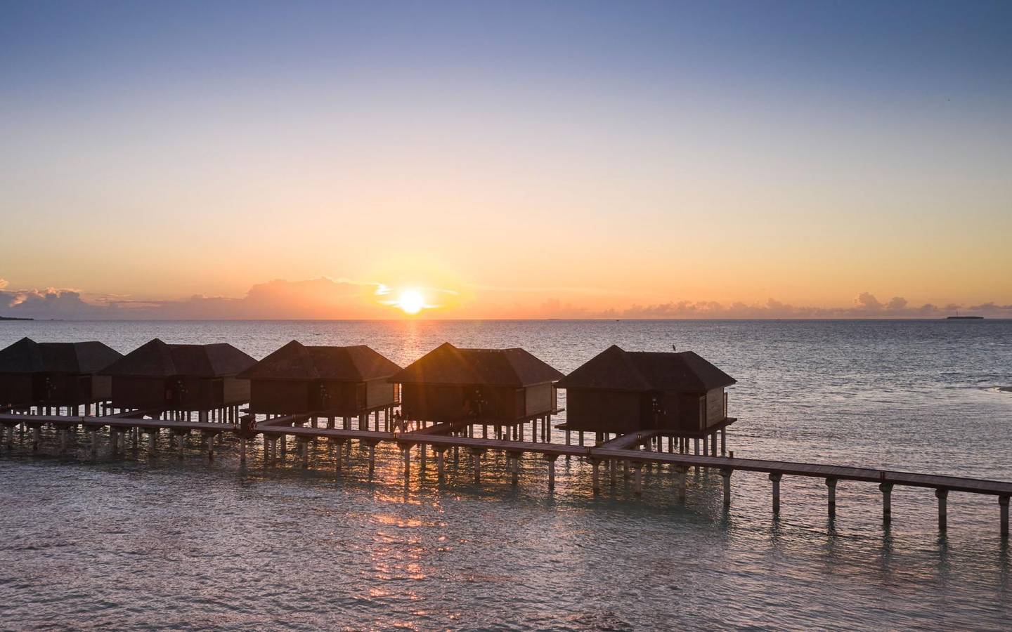 Sun_Siyam_Olhuveli_Main_Island_Deluxe_Water_Villa_Steg