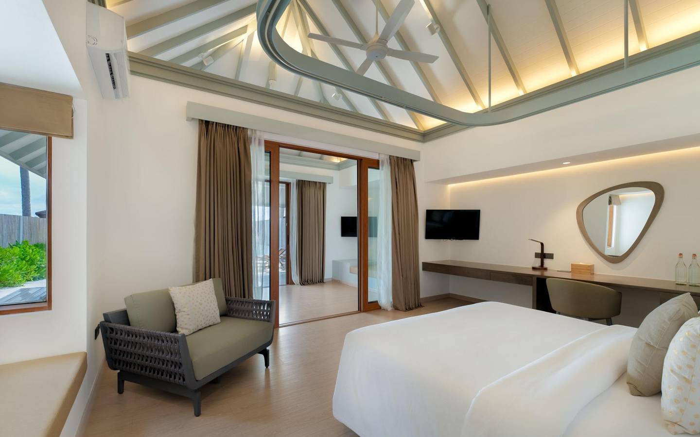 Sun_Siyam_Olhuveli_Dream_Island_Grand_Beach_Suite_With_Pool_Schlafen