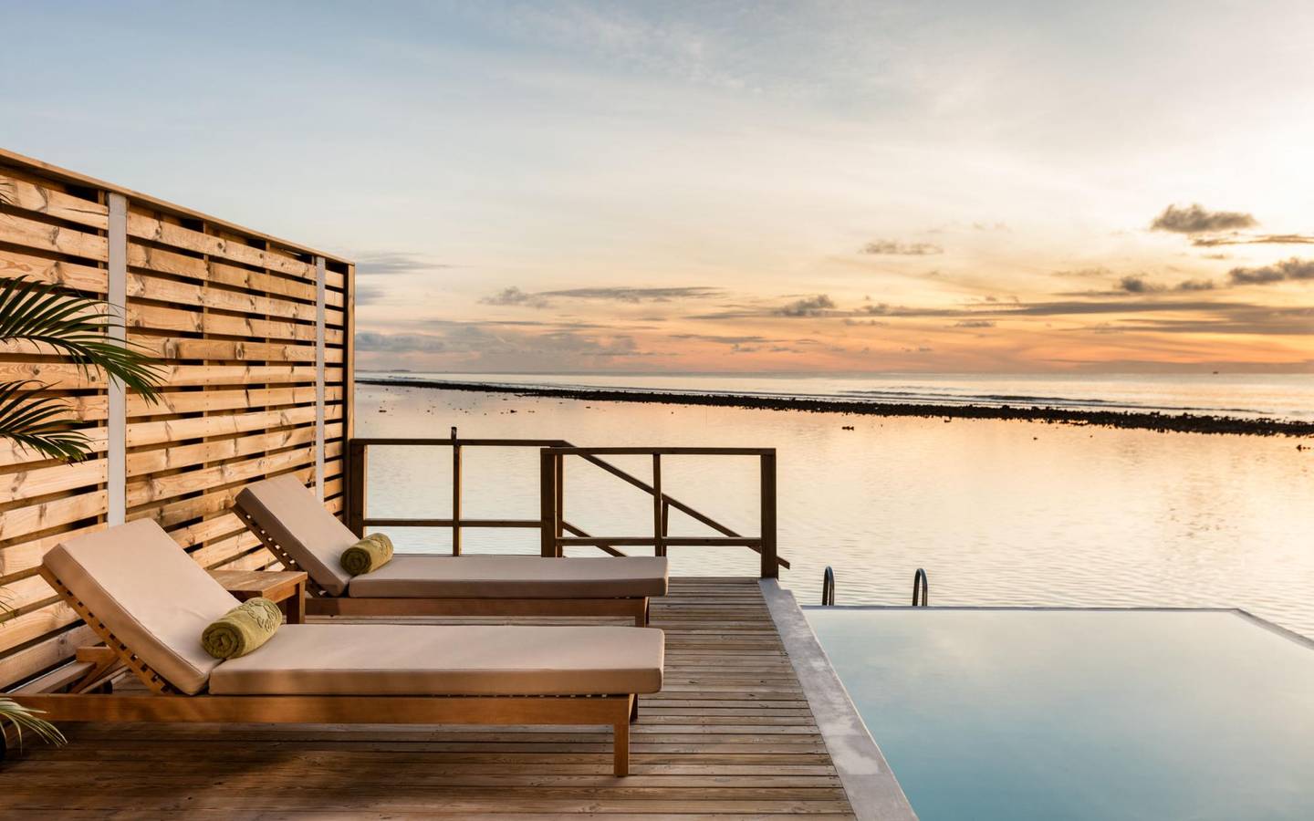 Sun_Siyam_Olhuveli_Dream_Island_Grand_Water_Villa_With_Pool_Veranda